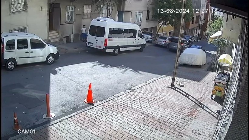 Sultangazi'de gündüz vakti hamile kadına taciz! O anlar kamerada - Resim: 3
