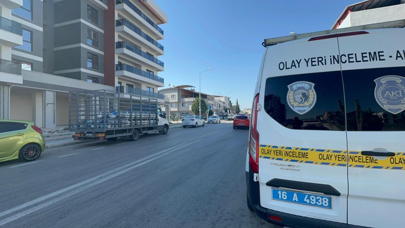 6. kattan atlayarak intihar eden genç kızın cüzdanından çıkan not yürekleri dağladı - Resim: 3