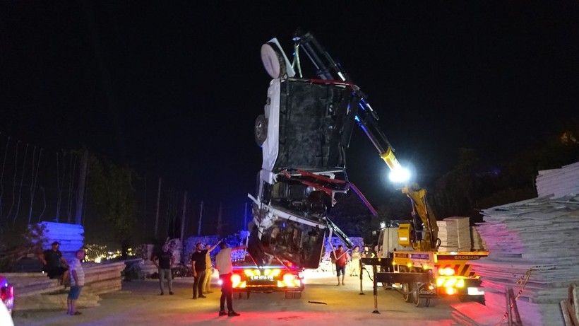 Alanya'da feci kaza: Babanın çabası yetmedi, anne ve 1 yaşındaki kızı hayatını kaybetti - Resim: 10
