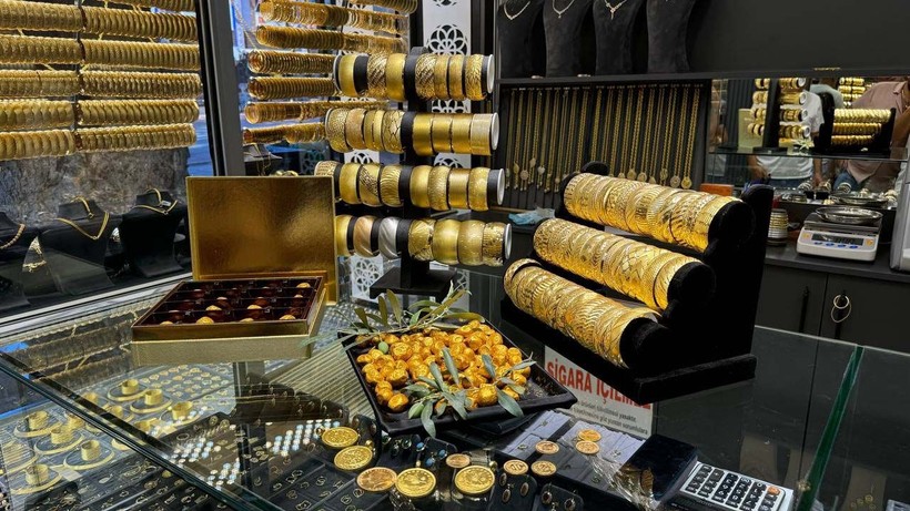Altın kaplamalı zeytin Ortadoğu'da yok satıyor - Resim: 5