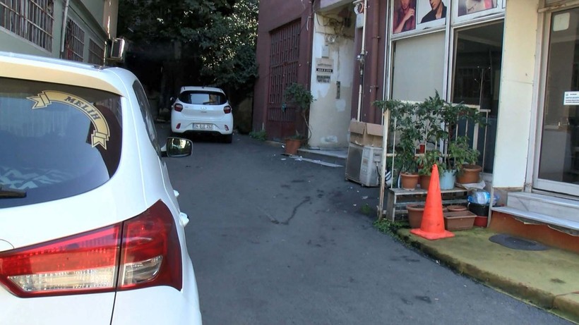 3 yaşındaki çocuk 3. kattan düştü! Sağlık durumu kritik - Resim: 8