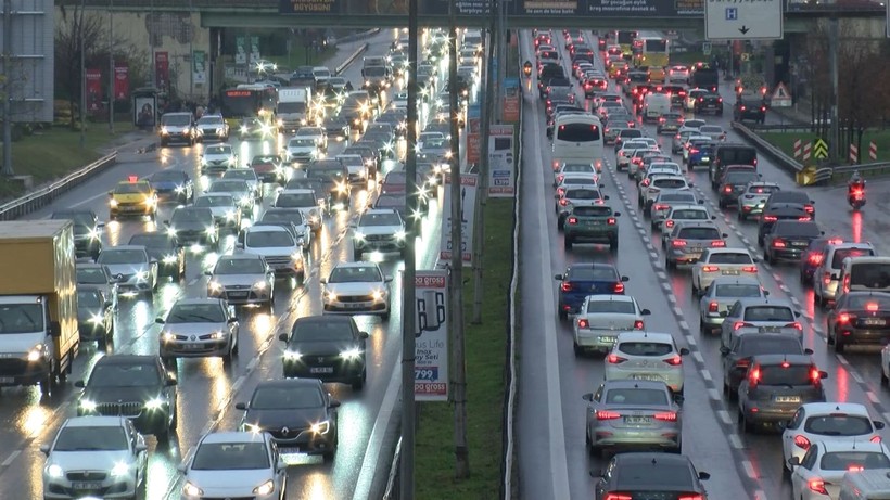 İstanbul'da 1 Mayıs önlemleri | Hangi yollar ve metro istasyonları trafiğe kapatıldı? - Resim: 21