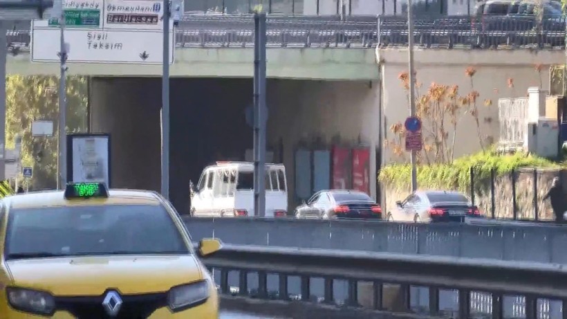 Sırrı Süreyya Önder'e veda: Cenazesi hastaneden alındı - Resim: 2