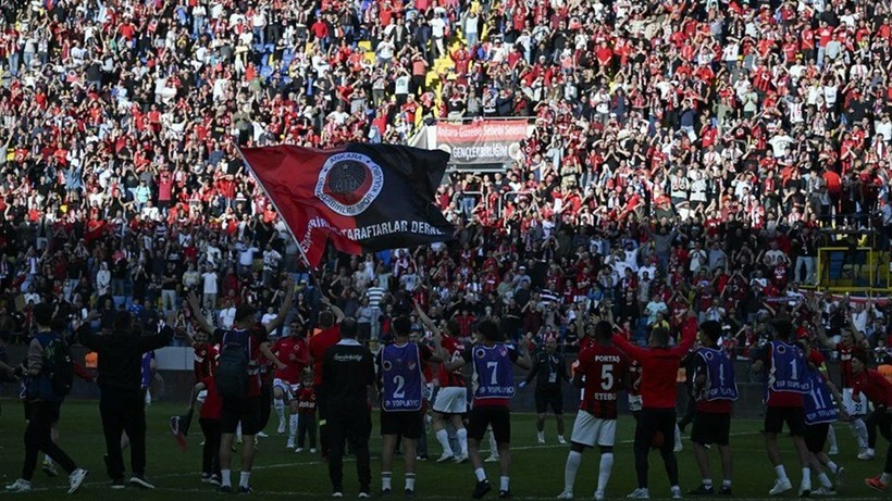 Lig başkentine kavuştu! Gençlerbirliği 4 yıl aradan sonra Süper Lig'de - Resim : 1