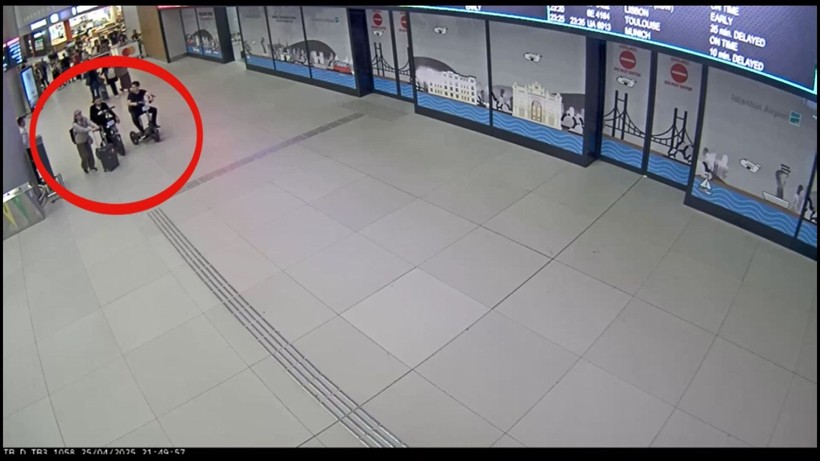 İstanbul Havalimanı’nda 3 kadının cinsel organlarında 6 kilo altın ele geçirildi - Resim: 2