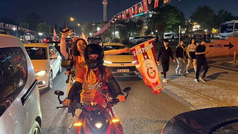 Ağrı'dan Tekirdağ'a şampiyonluk kutlaması! Yurdun dört bir yanında Galatasaraylı taraftardan kutlama - Resim: 58