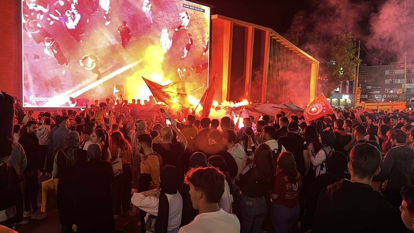 Ağrı'dan Tekirdağ'a şampiyonluk kutlaması! Yurdun dört bir yanında Galatasaraylı taraftardan kutlama - Resim: 41