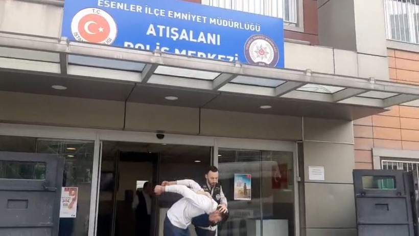 Esenlerde uyuşturucu operasyonu! Anne, işin ticaretini yapan oğluna siper oldu - Resim: 8