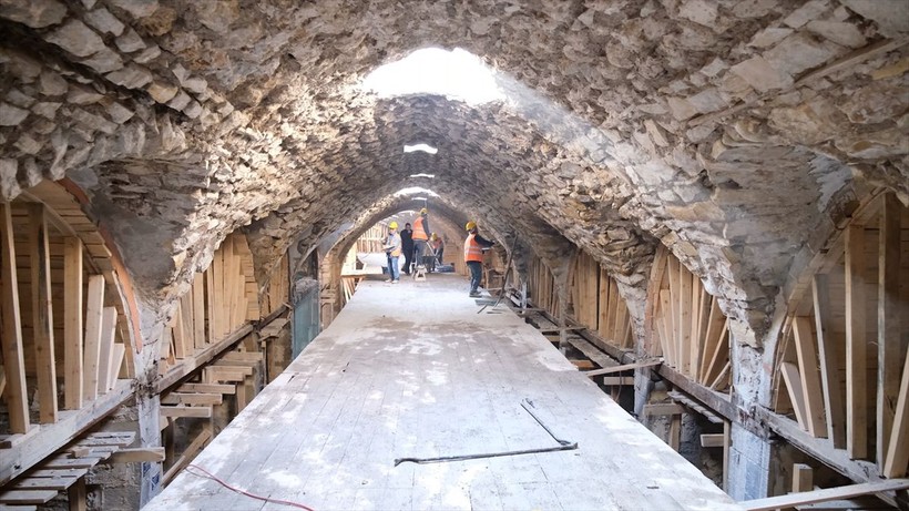 Bakan Kurum, Kahramanmaraş'taki restorasyonu süren Tarihi Kapalı Çarşı'nın görüntülerini paylaştı - Resim: 4