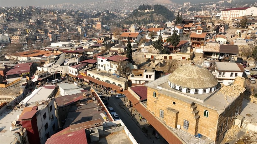 Bakan Kurum, Kahramanmaraş'taki restorasyonu süren Tarihi Kapalı Çarşı'nın görüntülerini paylaştı - Resim: 15