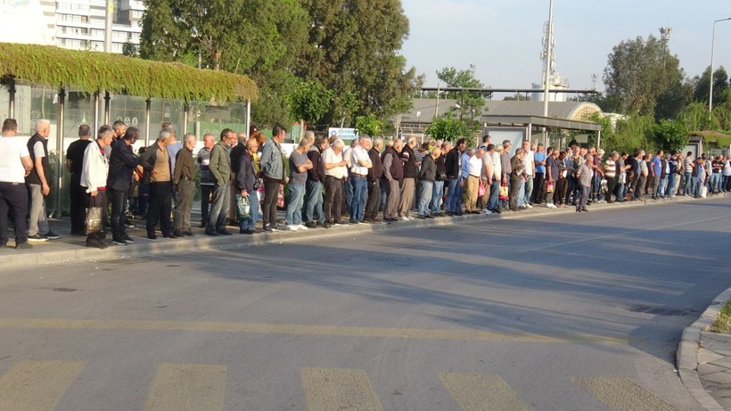 İzmir'de grev! 23 bin işçi meydanlara çıktı - Resim: 10