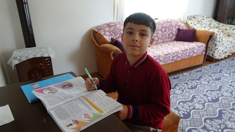Boş vakitlerinde çobanlık yapan Emir, bursluluk sınavından 500 tam puan aldı - Resim: 4
