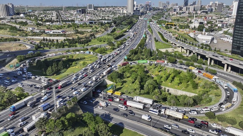 Arefe günü İstanbul'da yollar boş kaldı - Resim: 5