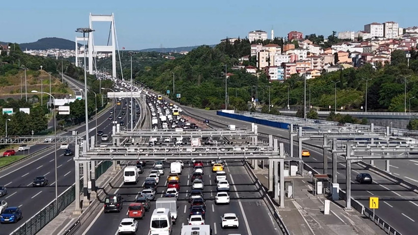Tatili İstanbul dışında geçirmek isteyenler trafik oluşturdu - Resim: 2