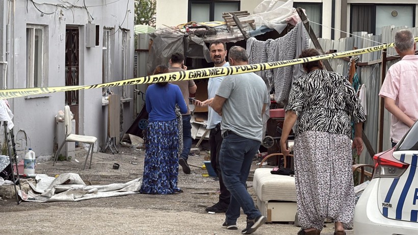Eski kocası tarafından silahla vurulan kadın hastanede hayatını kaybetti - Resim: 1