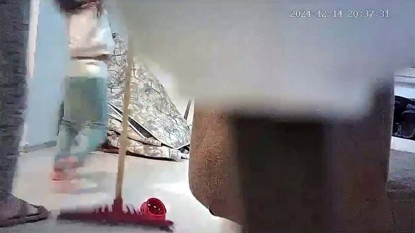 Dikkatli baba anne vahşetini yakaladı! 4 yaşındaki kızına şiddet gösterip kaçırdı, sonra da tehdit etti: Kanıtları silmezsen kızını göremezsin - Resim: 4