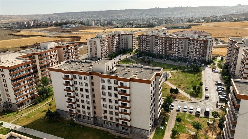 Cizre'de terör nedeniyle kullanılamaz hale gelen evler yerine 8 bin 785 konut inşa edildi - Resim: 12
