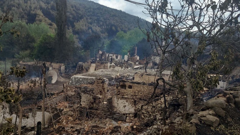 Bakan Kurum Bilecik’teki orman yangınıyla ilgili konuştu: Yaraları hızla saracağız, devletimiz yanınızdadır - Resim: 30
