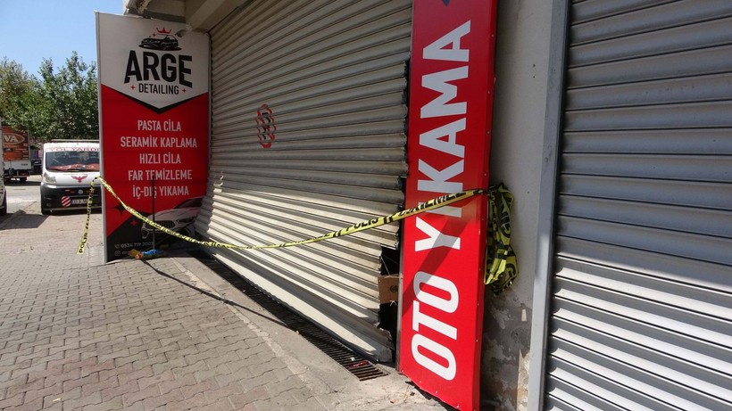 Mersin'de korkunç olay: Oto yıkamacıda 3 gencin cansız bedeni bulundu - Resim: 5