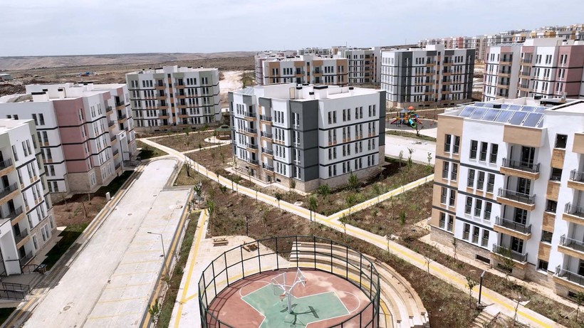 Şanlıurfa Karaköprü’de afet konutları tamamlandı! Depremzede Ayşe Elman: Dışarıdan 10 daire verseler yine de buradan ayrılmam - Resim: 17