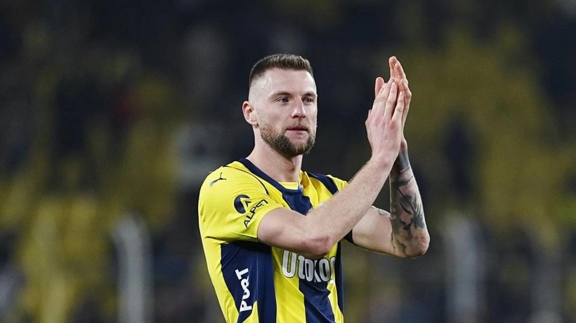 Fenerbahçe Jhon Duran sonrası ikinci bombayı patlatıyor! Milan Skriniar imzaya geliyor - Resim : 1