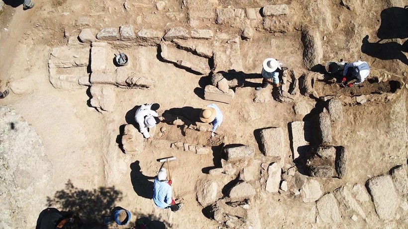 Herakleia Antik Kenti'ndeki kazılarda Bizans mezarları ortaya çıkarıldı - Resim: 20