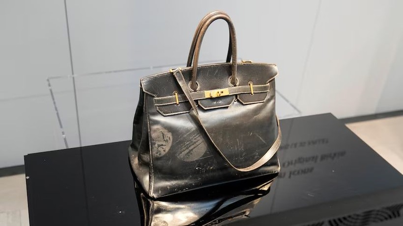 Jane Birkin'in yıpranmış deri çantası 10 milyon dolara satıldı - Resim: 2