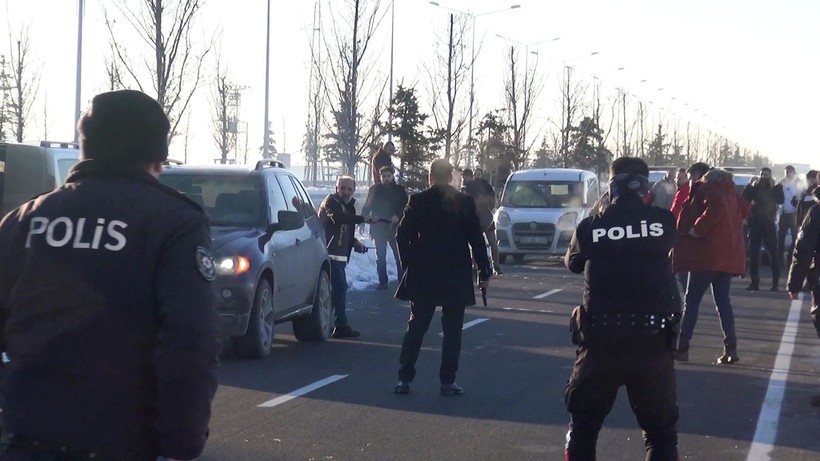Kardeşini öldürdü! İfadesi tüyler ürpertti: Can çekişmesin diye sıktım - Resim: 2