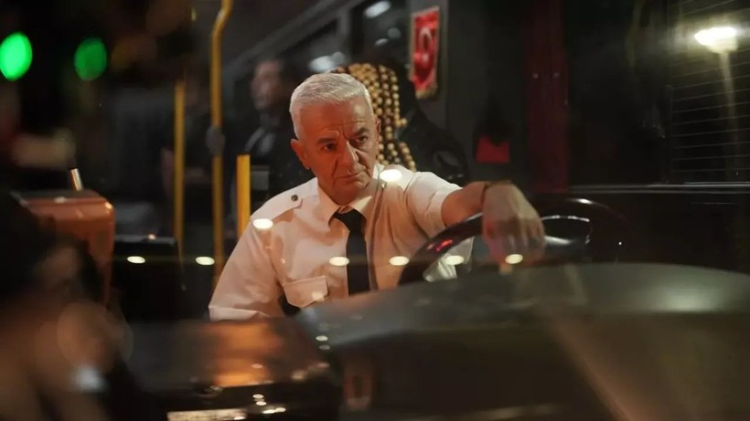 Başrol oynadığı 'Son Sefer' filmiyle eleştirilerin hedefi olmuştu! Zafer Algöz'den yanıt - Resim: 6