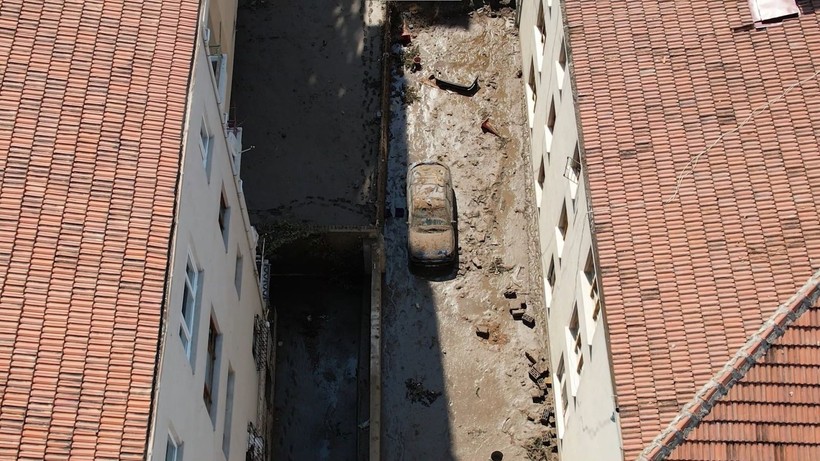 Ankara'da sel felaketi: Hasarın izi sabah ortaya çıktı - Resim: 2
