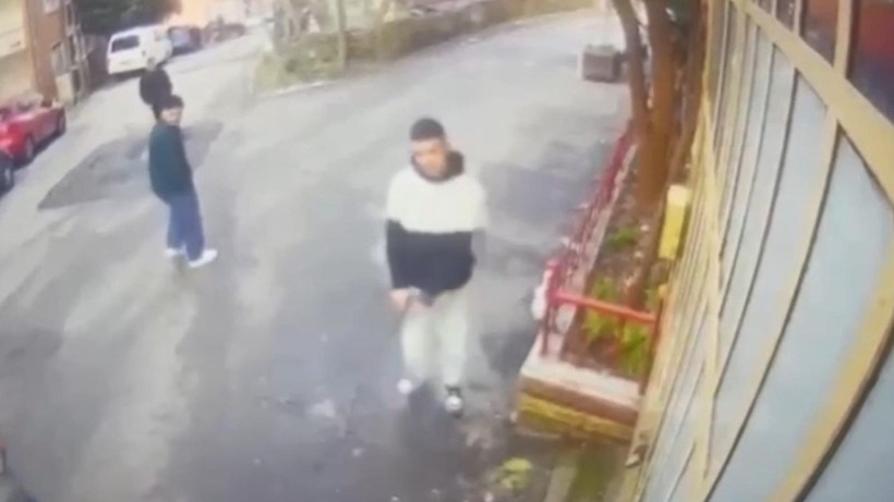 Sarıyer'de kuaförde başına çizik atan 25 yaşındaki arkadaşına kurşun yağdıran 17 yaşındaki genç tutuklandı - Resim: 4