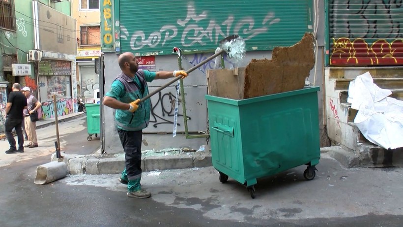 Beyoğlu'ndaki patlamanın izleri gün aydınlanınca ortaya çıktı - Resim: 7