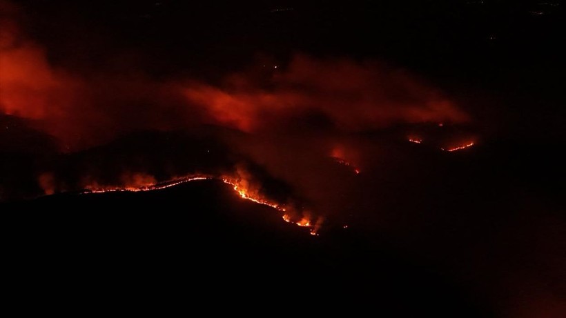Bursa'nın Orhaneli ilçesindeki orman yangınına müdahale sürüyor - Resim: 11