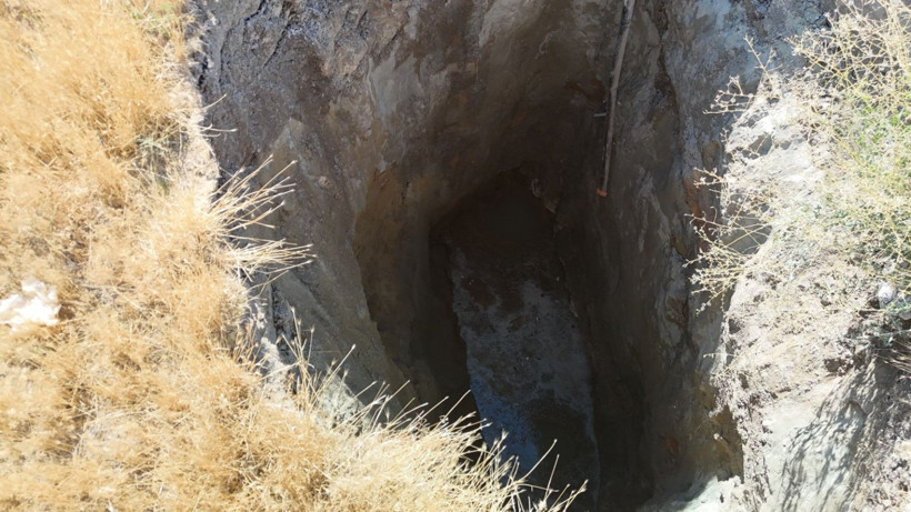 Balıkesir'deki 6.1'lik deprem sonrası Eskişehir'de obruk oluştu - Resim: 2