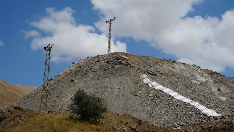 Bayburt’ta elektrik akımına kapılan 22 yaşındaki genç ölümden döndü, vücudunda 3'üncü derece yanıklar oluşan gencin ailesi isyan etti - Resim: 2