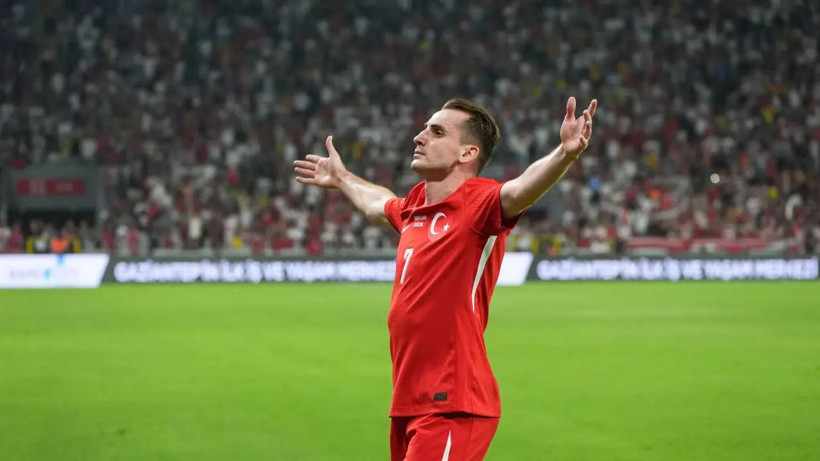 Kerem Aktürkoğlu transferinde büyük kriz: Fenerbahçe teklifi revize etti Benfica reddetti - Resim: 8