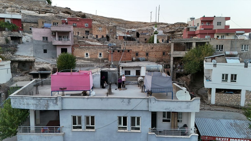 Mardin ve Batman'da sıcak havada "dam palas" keyfi - Resim: 14