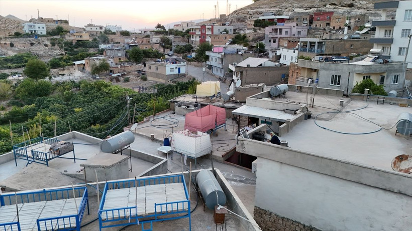 Mardin ve Batman'da sıcak havada "dam palas" keyfi - Resim: 15