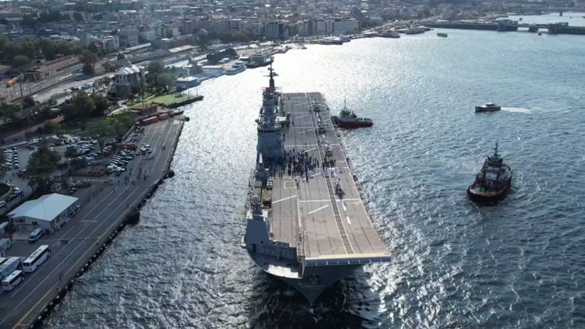 Çanakkale'den yola çıkan TCG Anadolu, İstanbul'a ulaştı - Resim: 3