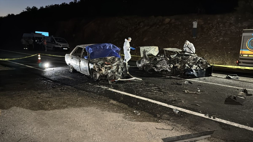 Karabük'te korkunç kaza: 3 kişi öldü, 5 kişi yaralandı - Resim: 6