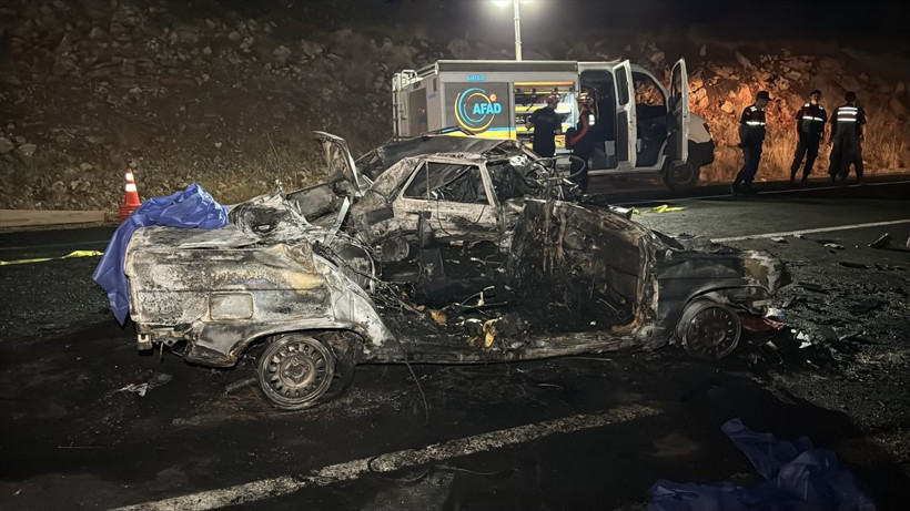 Karabük'te korkunç kaza: 3 kişi öldü, 5 kişi yaralandı - Resim: 8