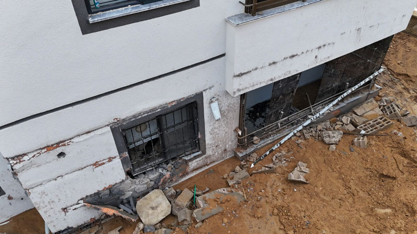 Ankara'da sağanak felakete neden oldu: İstinat duvarı yıkıldı, araçlar su altında kaldı - Resim: 6