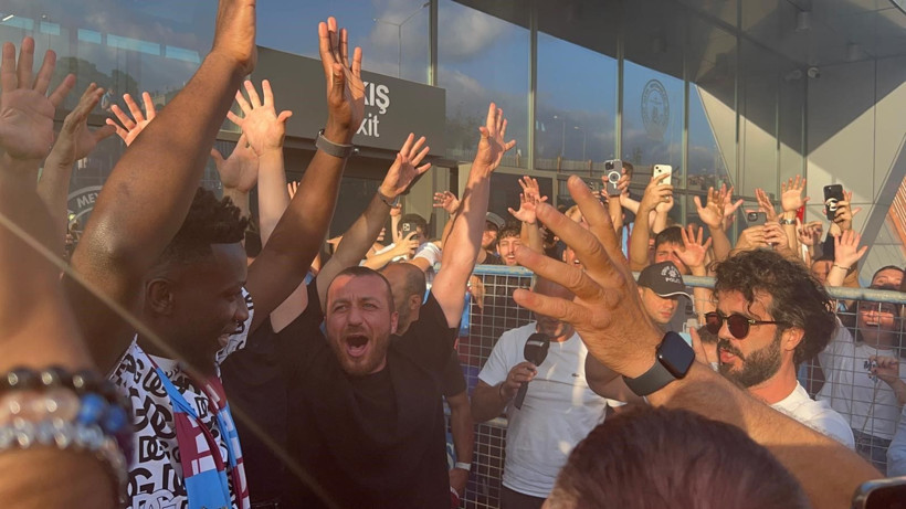 Andre Onana’ya Trabzon’da coşkulu karşılama - Resim: 2