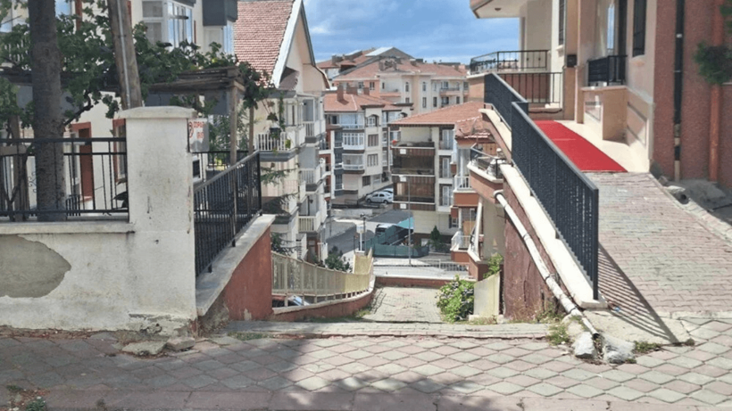 11 yaşındaki Cem akran zorbalığına mı kurban gitti? Bisikletiyle ölüme uçtu, anne suç duyurusunda bulundu - Resim : 7