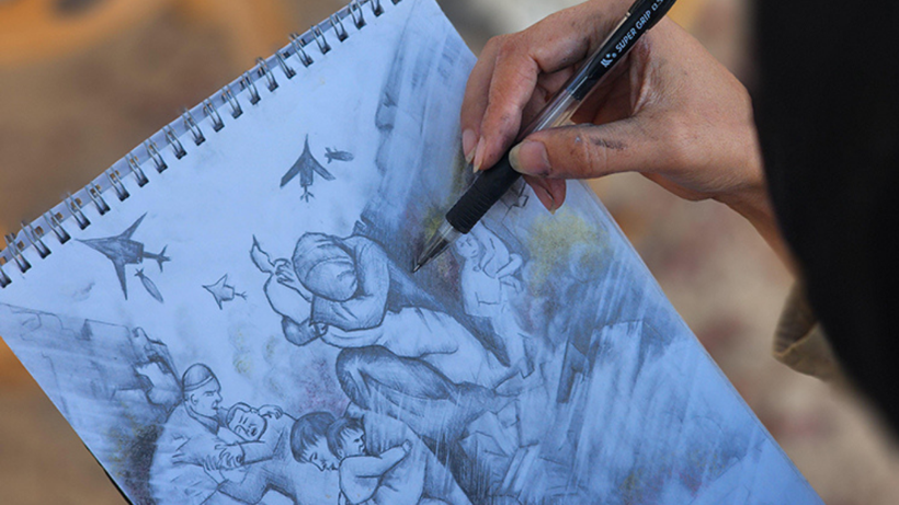 Filistinli ressam, sanatıyla Gazze'deki acı ve felaketi dünyaya duyurmaya çalışıyor - Resim : 4