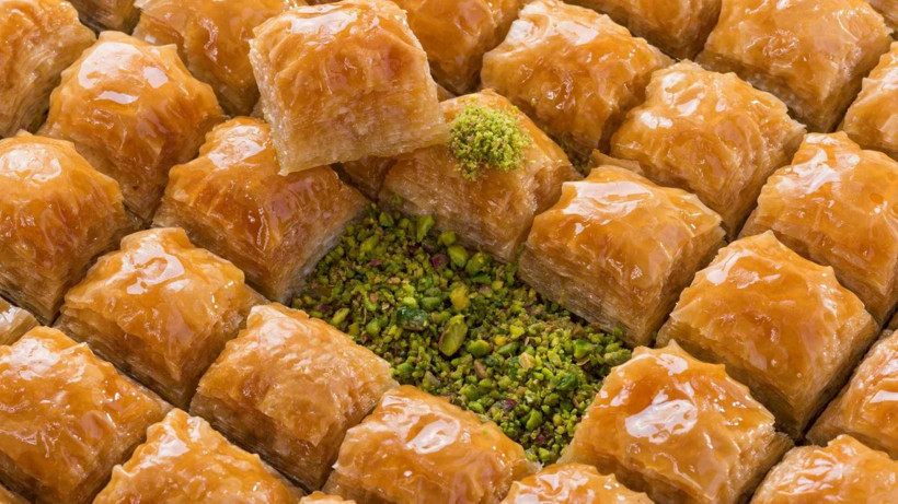 Bakanlık bu markaları ifşa etti: Baklava diye "gıda boyası", köfte diye "kalp" yedirmişler! - Resim: 1