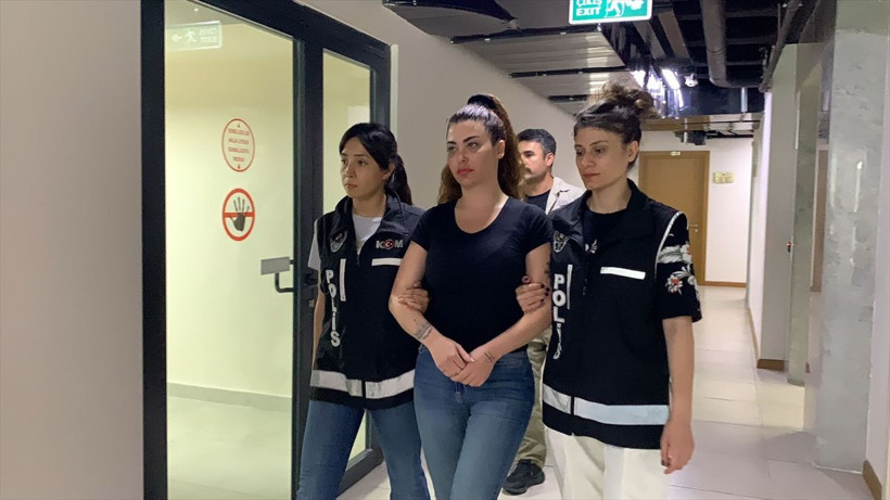 Sosyal medya fenomeni Neslim Güngen ile eşinin de bulunduğu 26 sanık kara para davasında hakim karşısında - Resim: 3