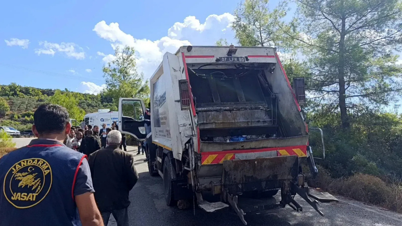 Mesai arkadaşını boğazından bıçakladı! - Resim : 1