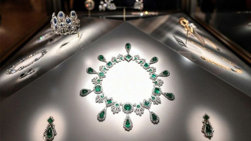 Yüzyılın soygununu geride bıraktı: Louvre Müzesi'nde güvenlik planı nasıl çöktü? - Resim: 4
