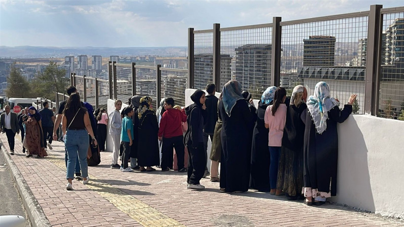 Şanlıurfa'daki sitede bıçaklı kavga: 9 kişi yaralandı - Resim: 4